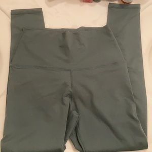Army Green 7/8 Crossfit Leggings PERFECT CONDITION